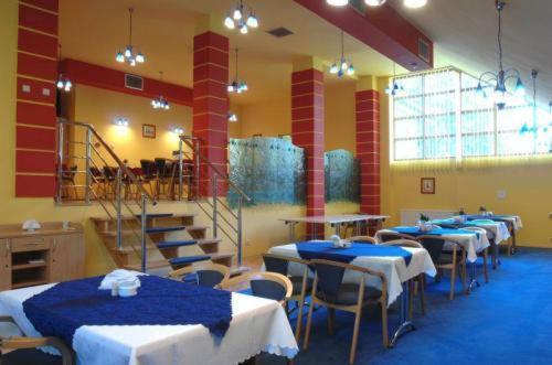 Hotel Carmen คาร์ปัตซ์ ภายนอก รูปภาพ