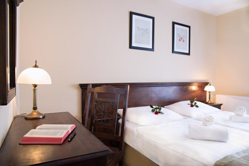Hotel Carmen คาร์ปัตซ์ ภายนอก รูปภาพ